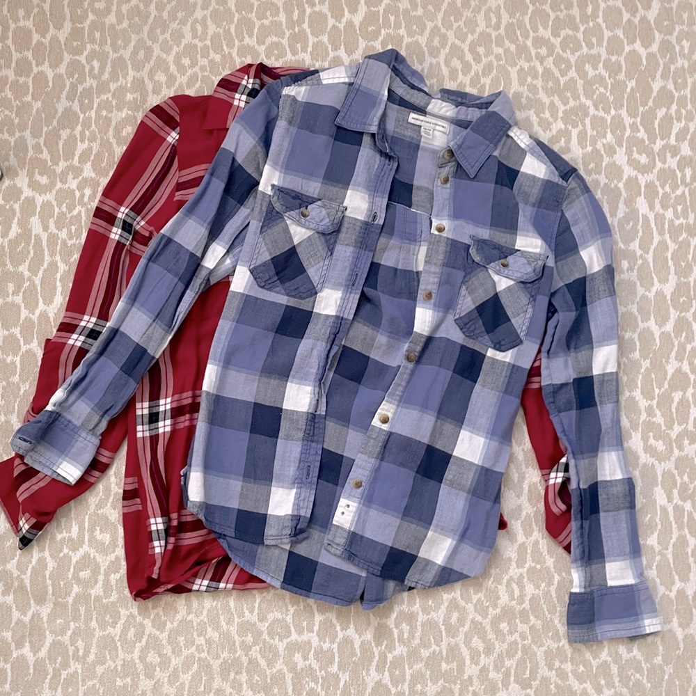 american eagle flannel RED ONLY!